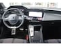 Peugeot 408 1.2 Hybrid 145PK AUTOMAAT GT | 360° CAMERA | DODEHOEK DETECTIE | KEYLESS ENTRY/START | ADAPTIVE CRUISE CONTROL | NAVIGATIE | DRAADLOZE APPLE CARPLAY/ANDROID AUTO | PARKEERSENSOREN VOOR + ACHTER | LED MATRIX KOPLAMPEN | 19" LICHTMETALEN VELGEN | ELEKTRISCH BEDIENBARE ACHTERKLEP | CLIMATE CONTROL | STUUR VERWARMING |