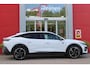 Peugeot 408 1.2 Hybrid 145PK AUTOMAAT GT | 360° CAMERA | DODEHOEK DETECTIE | KEYLESS ENTRY/START | ADAPTIVE CRUISE CONTROL | NAVIGATIE | DRAADLOZE APPLE CARPLAY/ANDROID AUTO | PARKEERSENSOREN VOOR + ACHTER | LED MATRIX KOPLAMPEN | 19" LICHTMETALEN VELGEN | ELEKTRISCH BEDIENBARE ACHTERKLEP | CLIMATE CONTROL | STUUR VERWARMING |