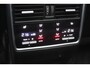 Porsche Cayenne Coupé 3.0 E-Hybrid / Trekhaak / Panoramadak / 360Camera / Softclose / Sportuitlaat / 21'' / Keyless / Bose / Matrix LED / ACC / Sportchrono / Stoelventilatie / Stuurverwarming