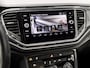 Volkswagen T-Roc 1.5 TSI Sport Business R 150Pk (VIRTUAL COCKPIT, 1e EIGENAAR, APPLE CARPLAY, ZWART HEMEL, MODE KNOP, SPORTSTOELEN, ELEK ACHTERKLEP, GETINT GLAS, ADAPTIVE CRUISE, NIEUWSTAAT)