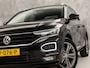 Volkswagen T-Roc 1.5 TSI Sport Business R 150Pk (VIRTUAL COCKPIT, 1e EIGENAAR, APPLE CARPLAY, ZWART HEMEL, MODE KNOP, SPORTSTOELEN, ELEK ACHTERKLEP, GETINT GLAS, ADAPTIVE CRUISE, NIEUWSTAAT)