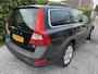 Volvo XC70 3.2 Summum Automaat | Leer | Xenon | Navi | Autom. Airco | Adapt. Cruise Control | Four-C | Bliss | LMV | PDC | Dynaudio | Kinderzitjes | Nieuwe APK!