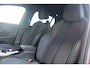 Peugeot 208 1.2 Hybrid 145PK AUTOMAAT GT | NAVIGATIE | DRAADLOZE APPLE CARPLAY/ANDROID AUTO | CAMERA VOOR + ACHTER | FULL LED KOPLAMPEN | LICHTMETALEN VELGEN 17" | DODEHOEK DETECTIE | DRAADLOZE TELEFOONLADER | KEYLESS ENTRY/START | DAB+ RADIO | ADAPTIVE CRUISE CONTROL | CLIMATE CONTROL |