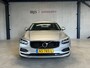Volvo V90 2.0 T5 Momentum - org NL - 1e eig - Dealerond - El trekhaak - BLIS - Leer - PDC
