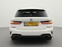BMW 3-Serie Touring 320i Executive Edition 184 PK | M-pakket |  LED koplampen | Head up display | Panorama dak | Stoelverwarming | Elektrische kofferklep | Navigatie | Leder |