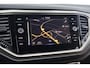 Volkswagen T-Roc 1.0 TSI Style Business 110pk | Trekhaak | ACC | Carplay | Navi