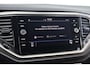 Volkswagen T-Roc 1.0 TSI Style Business 110pk | Trekhaak | ACC | Carplay | Navi
