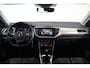 Volkswagen T-Roc 1.0 TSI Style Business 110pk | Trekhaak | ACC | Carplay | Navi