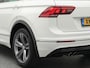 Volkswagen Tiguan R-Line 1.4 TSI 150 PK DSG | LED Plus | Trekhaak | Navigatie | Stoelverwarming Voor | DAB+ | Achteruitrijcamera |