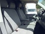 Volkswagen Transporter 2.0 TDI L1H1 T800 - Airco - 3 Zits - Navigatie