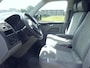 Volkswagen Transporter 2.0 TDI L1H1 T800 - Airco - 3 Zits - Navigatie