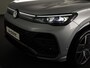 Volkswagen Tiguan 1.5 eHybrid R-Line Edition 204 pk Automaat (DSG) | Verlengde garantie | Navigatie | Trekhaak (wegklapbaar) | Parkeersensoren (Park assist) | Rondomzicht camera | Black Style pakket | R-Line |