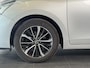 Toyota Verso 1.8 VVT-i Dynamic | Trekhaak | Fabrieksnavigatie | Zeer lage KM-stand |