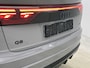 Audi Q8 60 TFSI e quattro Pro Line S Competition 490 PK | S-line | 360 Camera | Panoramadak | Vierwielbesturing | Bang & Olufsen Premium 3D | Carbon | Climate Control | Navigatie | Trekhaak | Stoelverwarming voor en achter | 23' Lichtmetalen velgen | Nardogrijs |