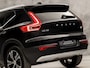 Volvo XC40 1.5 T4 Recharge Inscription 211Pk Automaat (APPLE CARPLAY, GROOT NAVI, STUUR/STOELVERWARMING, CAMERA, LEDER, KEYLESS, SPORTSTOELEN, GETINT GLAS, NIEUWSTAAT)