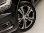 Volvo XC40 1.5 T4 Recharge Inscription 211Pk Automaat (APPLE CARPLAY, GROOT NAVI, STUUR/STOELVERWARMING, CAMERA, LEDER, KEYLESS, SPORTSTOELEN, GETINT GLAS, NIEUWSTAAT)
