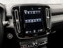 Volvo XC40 1.5 T4 Recharge Inscription 211Pk Automaat (APPLE CARPLAY, GROOT NAVI, STUUR/STOELVERWARMING, CAMERA, LEDER, KEYLESS, SPORTSTOELEN, GETINT GLAS, NIEUWSTAAT)