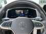 Volkswagen T-Roc 1.0 TSI Life Business Navigatie / Parkeersensoren / Clima / LED verlichting / Trekhaak afneembaar / App-connect