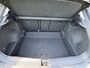 Volkswagen T-Roc 1.0 TSI Life Business Navigatie / Parkeersensoren / Clima / LED verlichting / Trekhaak afneembaar / App-connect