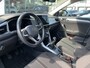 Volkswagen T-Roc 1.0 TSI Life Business Navigatie / Parkeersensoren / Clima / LED verlichting / Trekhaak afneembaar / App-connect