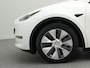 Tesla Model Y RWD 58 kWh 238 PK | LED | Elek. kofferklep | Akoestisch Glas | 360 Camera | Navigatie | Elek. Stoelen Voor|