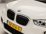 BMW X1 sDrive20i M Sport High Executive 192Pk Automaat (PANORAMADAK, M PAKKET, DEALER ONDERHOUDEN, GROOT NAVI, HEAD-UP DISPLAY, HARMAN/KARDON, ELEK SPORTSTOELEN, CAMERA, ELEK ACHTERKLEP, STOELVERWARMING, NIEUWSTAAT)