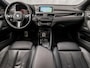 BMW X1 sDrive20i M Sport High Executive 192Pk Automaat (PANORAMADAK, M PAKKET, DEALER ONDERHOUDEN, GROOT NAVI, HEAD-UP DISPLAY, HARMAN/KARDON, ELEK SPORTSTOELEN, CAMERA, ELEK ACHTERKLEP, STOELVERWARMING, NIEUWSTAAT)