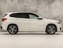 BMW X1 sDrive20i M Sport High Executive 192Pk Automaat (PANORAMADAK, M PAKKET, DEALER ONDERHOUDEN, GROOT NAVI, HEAD-UP DISPLAY, HARMAN/KARDON, ELEK SPORTSTOELEN, CAMERA, ELEK ACHTERKLEP, STOELVERWARMING, NIEUWSTAAT)