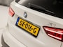 BMW X1 sDrive20i M Sport High Executive 192Pk Automaat (PANORAMADAK, M PAKKET, DEALER ONDERHOUDEN, GROOT NAVI, HEAD-UP DISPLAY, HARMAN/KARDON, ELEK SPORTSTOELEN, CAMERA, ELEK ACHTERKLEP, STOELVERWARMING, NIEUWSTAAT)