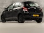 Toyota Yaris 1.3 VVTi Sport (CLIMATE, 5 DEURS, ELEK RAMEN, SPORTSTOELEN, TREKHAAK, NIEUWE APK, NIEUWSTAAT)