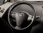 Toyota Yaris 1.3 VVTi Sport (CLIMATE, 5 DEURS, ELEK RAMEN, SPORTSTOELEN, TREKHAAK, NIEUWE APK, NIEUWSTAAT)