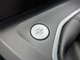 Volkswagen Golf 1.5 TSI Life Business I Panorama I Camera I Stoel en stuur verw. I Virtual Cockpit I Dealeronderhouden