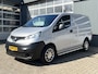 Nissan NV200 1.5 dCi Airco Cruise controle Trekhaak 1100kg trekgewicht Achterruitrij camera Parrot 2-Persoons Stuurwielbediening Elektrische ramen Euro 5