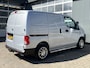 Nissan NV200 1.5 dCi Airco Cruise controle Trekhaak 1100kg trekgewicht Achterruitrij camera Parrot 2-Persoons Stuurwielbediening Elektrische ramen Euro 5