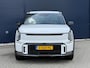 Kia EV9 Launch Edition GT-Line AWD 6p. 99.8 kWh | Navigatie | Schuifdak | 6-zits | Meridian | Matrix LED | Trekhaak | 98% SOH | 385pk