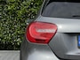 Mercedes-Benz A-klasse 180 Ambition Comfort, AMG-PAKKET, PANORAMADAK, LED, NL AUTO, NAP LOGISCH, LEDER/ALCANTARA, AIRCO, NAVIGATIE, CRUISE CONTROL, LICHTMETAAL 18"