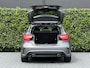 Mercedes-Benz A-klasse 180 Ambition Comfort, AMG-PAKKET, PANORAMADAK, LED, NL AUTO, NAP LOGISCH, LEDER/ALCANTARA, AIRCO, NAVIGATIE, CRUISE CONTROL, LICHTMETAAL 18"