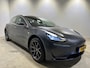 Tesla Model 3 Long Range AWD 75 kWh | Full Self-Driving | LM Velgen 18" | Voorstoelen + Achterbank Verwarmd | Panoramadak | Cruise Control | Airco |