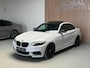 BMW 2-Serie Coupé M240i xDrive Executive - SCHUIFDAK - M PERFORMANCE UITLAAT - HARMAN KARDON