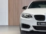BMW 2-Serie Coupé M240i xDrive Executive - SCHUIFDAK - M PERFORMANCE UITLAAT - HARMAN KARDON