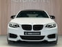 BMW 2-Serie Coupé M240i xDrive Executive - SCHUIFDAK - M PERFORMANCE UITLAAT - HARMAN KARDON