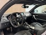BMW 2-Serie Coupé M240i xDrive Executive - SCHUIFDAK - M PERFORMANCE UITLAAT - HARMAN KARDON