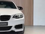 BMW 2-Serie Coupé M240i xDrive Executive - SCHUIFDAK - M PERFORMANCE UITLAAT - HARMAN KARDON