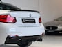 BMW 2-Serie Coupé M240i xDrive Executive - SCHUIFDAK - M PERFORMANCE UITLAAT - HARMAN KARDON
