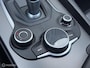 Alfa Romeo Giulia 2.0 T AWD Veloce Panodak 19 inch Navi Camera Memory Leer Trekhaak