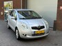 Toyota Yaris 1.3 VVTi Sol MMT|AUTOMAAT|AIRCO|NIEUWE APK