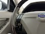 Volvo XC90 2.5 T Momentum 7p. | Youngtimer | Clima | Cruise | Trekhaak | Stoelverw. | Parkeersens. | NAP