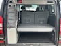 Volkswagen California T5 | 225pk | 4-persoons | | Hefdak | Dealer onderhouden | Carplay | 1. Eigenaar | 4-persoons | Interesse, Proefrit? Bel of app met: 06-24 28 28 42 / 06-42130156