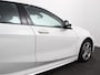 BMW 1-Serie 118i M-Sport Automaat Digitale Cockpit Climate control Stoel verwarming LED Sfeer verlichting Lichtmetalen velgen Navigatie Apple carplay/ Android auto Parkeersensoren
