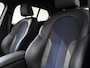 BMW 1-Serie 118i M-Sport Automaat Digitale Cockpit Climate control Stoel verwarming LED Sfeer verlichting Lichtmetalen velgen Navigatie Apple carplay/ Android auto Parkeersensoren